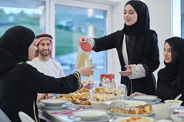 Image showing Muslim family having iftar together during Ramadan