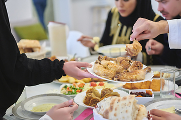 Image showing Muslim family having iftar together during Ramadan