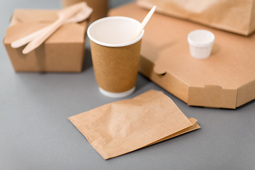 Image showing disposable paper containers for takeaway food