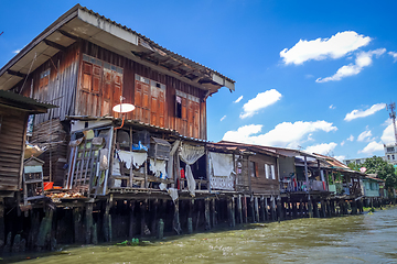 Image showing Traditional houses on Khlong, Bangkok, Thailand