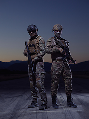 Image showing soldiers squad in night mission