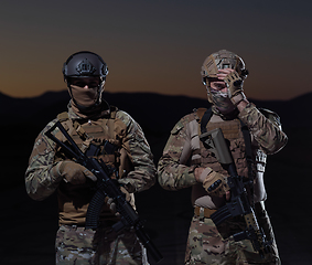 Image showing soldiers squad in night mission