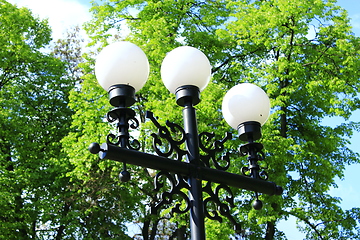 Image showing Lanterns in city park