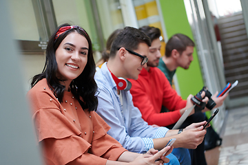 Image showing students use modern technology in school to create projects