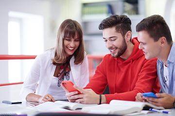 Image showing students in modern school using modrn technology