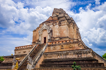 Image showing Wat Chedi Luang temple big Stupa, Chiang Mai, Thailand