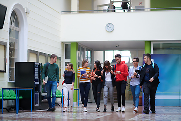 Image showing students in modern school using modrn technology