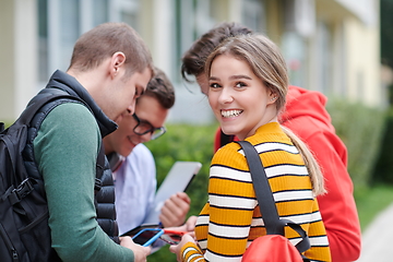 Image showing students in modern school using modrn technology