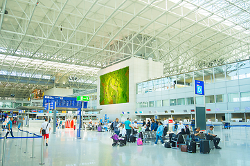 Image showing People Frankfurt  Main airport hall