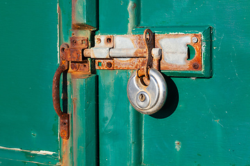 Image showing old rusty lock