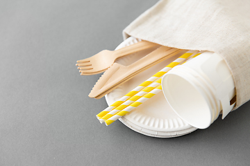 Image showing wooden forks, knives, paper straws and cups