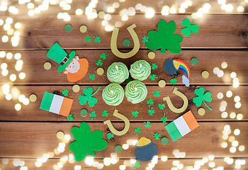 Image showing green cupcakes and st patricks day decorations