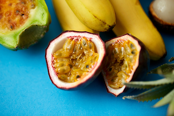 Image showing cut passion fruit with other exotic fruits