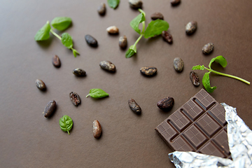 Image showing dark chocolate bar with peppermint and cocoa beans