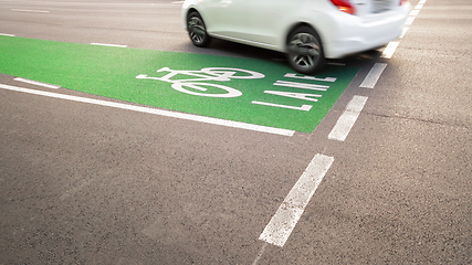 Image showing car on a bicycle lane