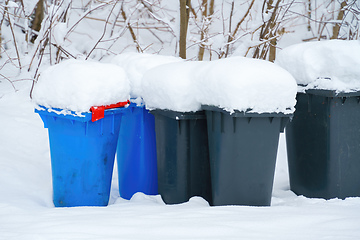 Image showing Dumpster with snow