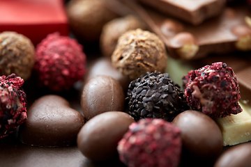 Image showing close up of different chocolate candies