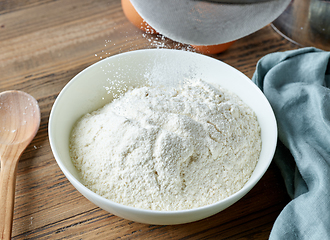 Image showing bowl of flour