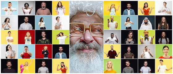 Image showing Emotional Santa Claus and his entourage greeting with New Year a