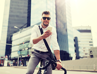 Image showing man with bicycle and smartphone on city street