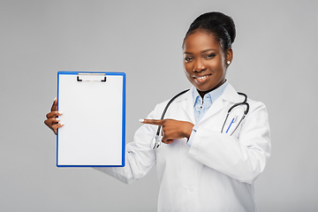 Image showing african american female doctor with clipboard