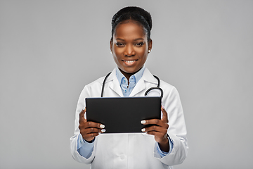 Image showing african american female doctor with tablet pc