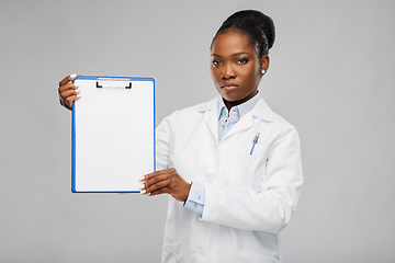 Image showing african american female doctor with clipboard