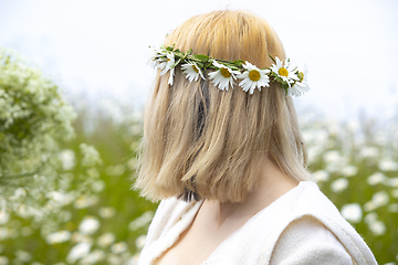 Image showing Girl Wearing a Flower Wreath