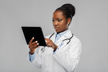 Image showing african american female doctor with tablet pc