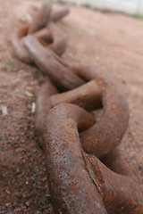 Image showing Big rusty chain