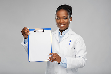 Image showing african american female doctor with clipboard