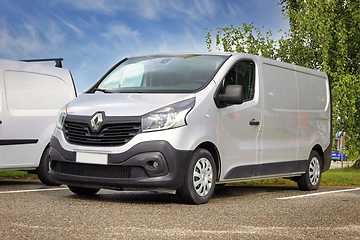 Image showing Silver Renault Trafic Van