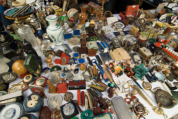 Image showing Crowded market table