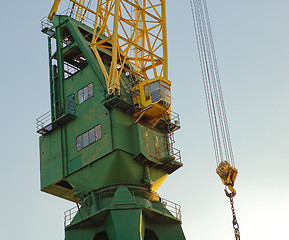 Image showing Huge crane