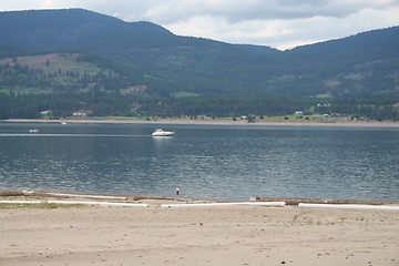 Image showing Boating at Lake Roosevelt