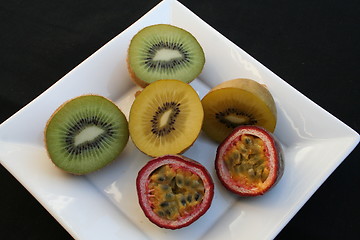 Image showing Passionfruit and kiwi