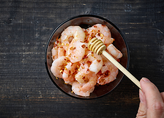 Image showing bowl of prawns and chili flakes