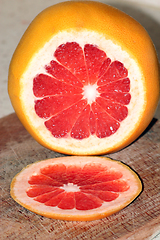 Image showing cut grapefruit