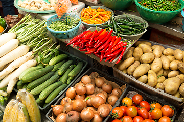 Image showing Fruits and vegetables at a farmers market