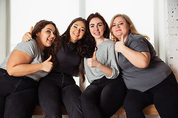 Image showing Young women in casual clothes having fun together. Bodypositive concept.