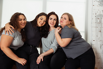 Image showing Young women in casual clothes having fun together. Bodypositive concept.