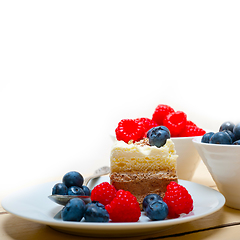 Image showing fresh raspberry and blueberry cake