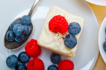 Image showing fresh raspberry and blueberry cake