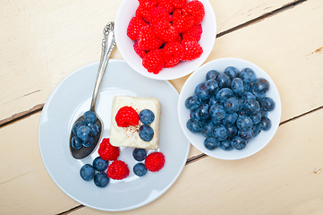 Image showing fresh raspberry and blueberry cake