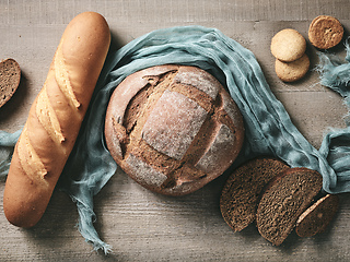 Image showing various freshly baked bread