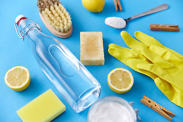 Image showing vinegar, lemons, washing soda, gloves and brush