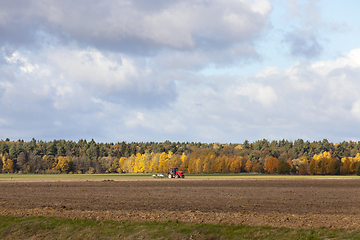 Image showing tractor in a field