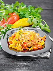 Image showing Chicken with pepper in plate on napkin