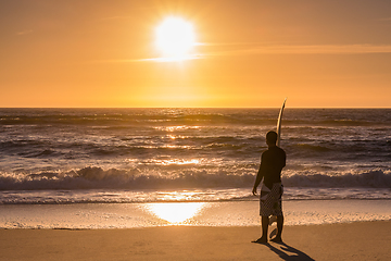 Image showing Surfer watching the waves