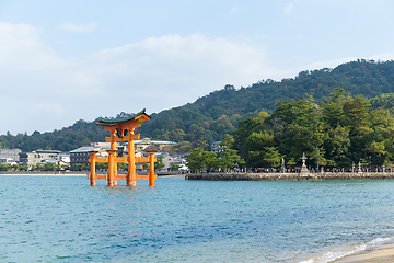 Image showing Giant floating Shinto torii gate of the Itsukushima Shrine